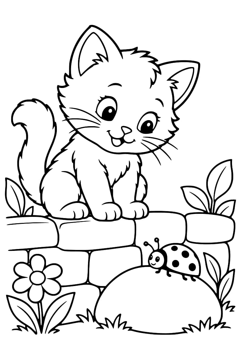 Coloriage en noir et blanc d’un chaton souriant assis sur un muret de pierres, face à une coccinelle sur une pierre arrondie, avec une fleur, des feuilles et des touffes d’herbe.