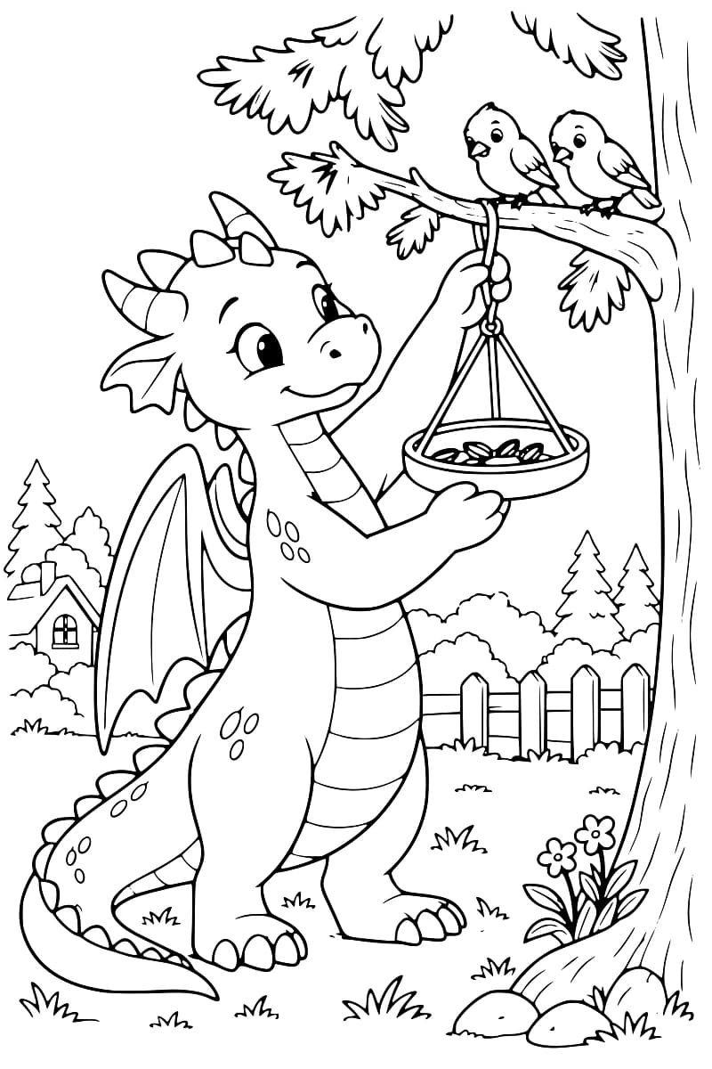 Dessin en noir et blanc d’un dragon souriant qui suspend une mangeoire ronde à la branche d’un arbre et la soutient d’une patte, sous deux oiseaux perchés ; une clôture, une maison, des sapins et des fleurs complètent le décor.